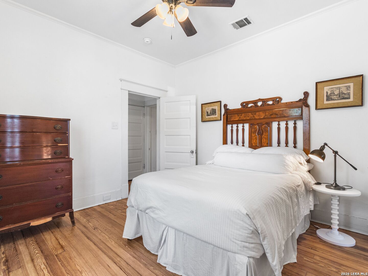 2213 N Flores Street San Antonio TX 78212