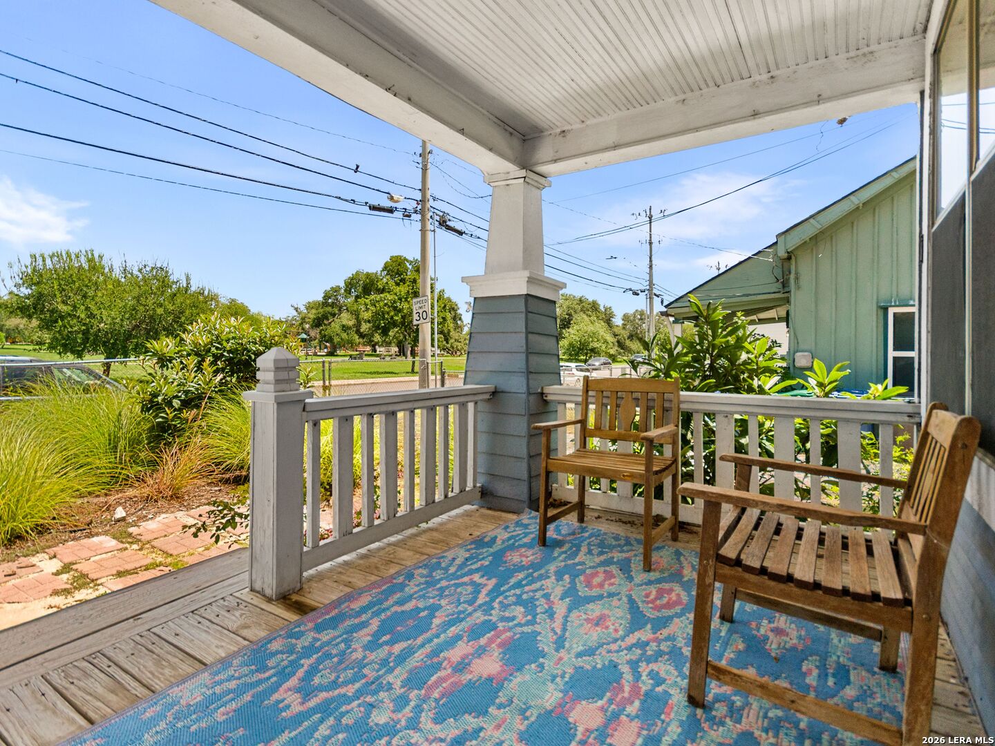 2213 N Flores Street San Antonio TX 78212