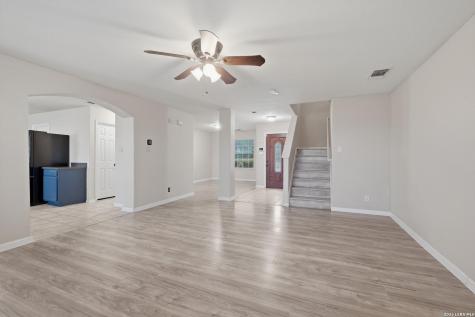 7038 Hallie Spirit San Antonio TX 78227