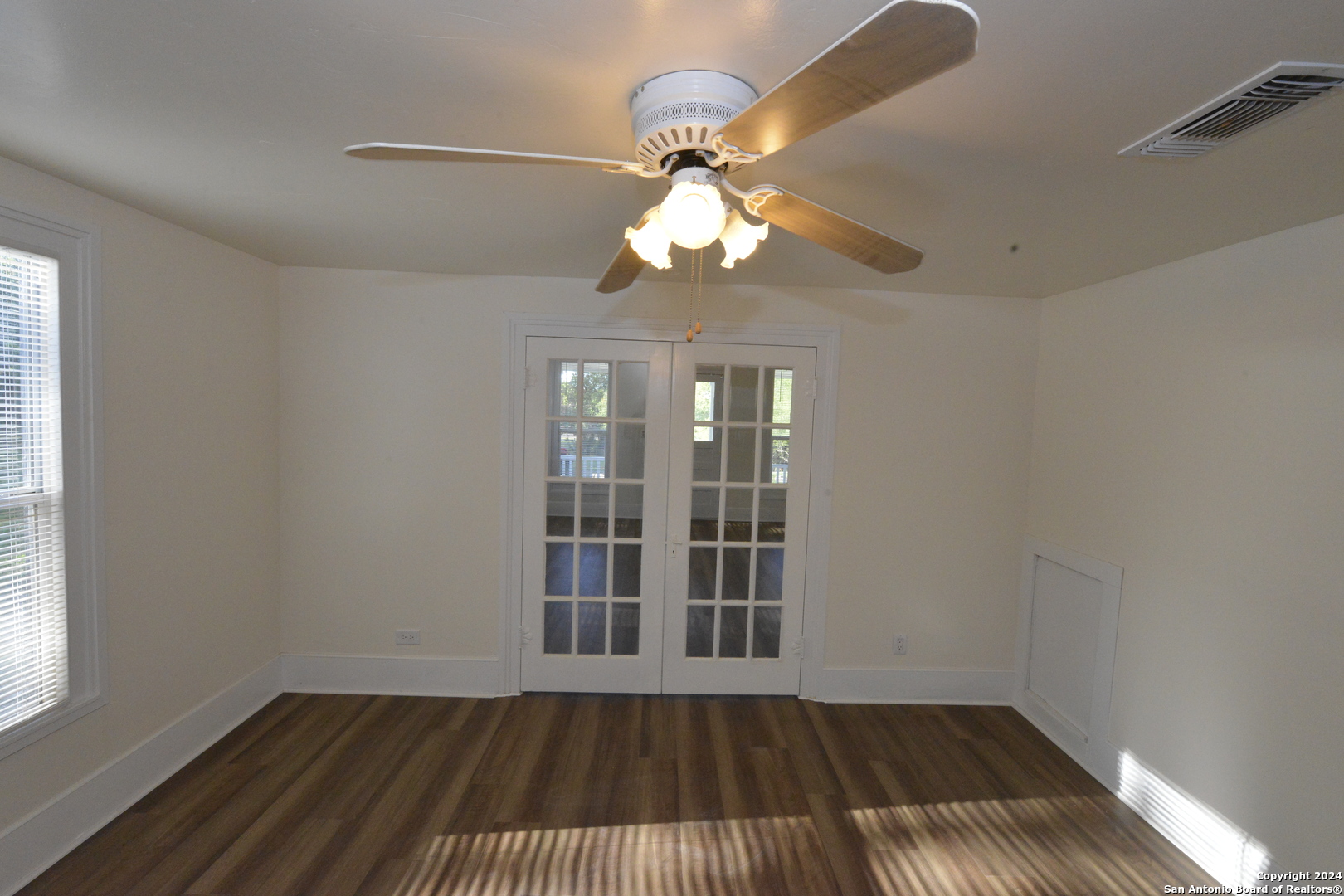 1598 State Highway 16 N Bandera TX 78003