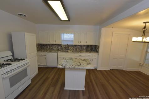 1598 State Highway 16 N Bandera TX 78003