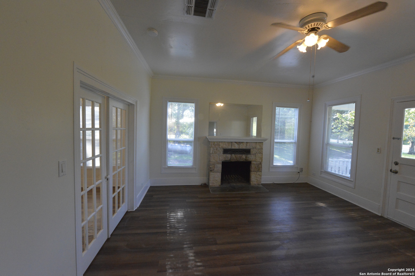 1598 State Highway 16 N Bandera TX 78003