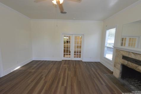 1598 State Highway 16 N Bandera TX 78003