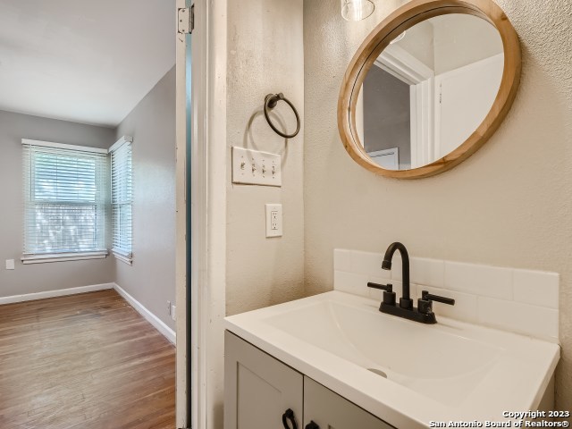 334 Shropshire Drive San Antonio TX 78217