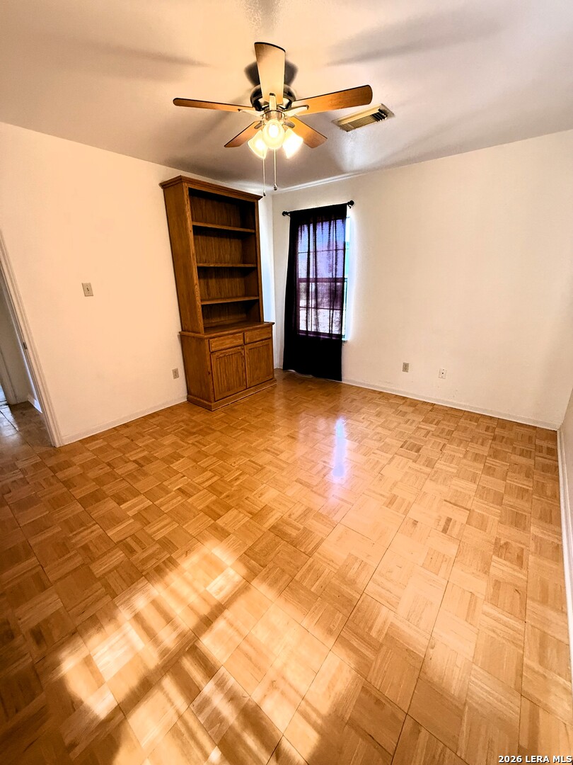 1057 Blue Bill Cove Drive Lakehills TX 78063