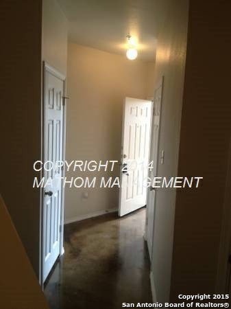 10618 Mathom Landing Universal City TX 78148