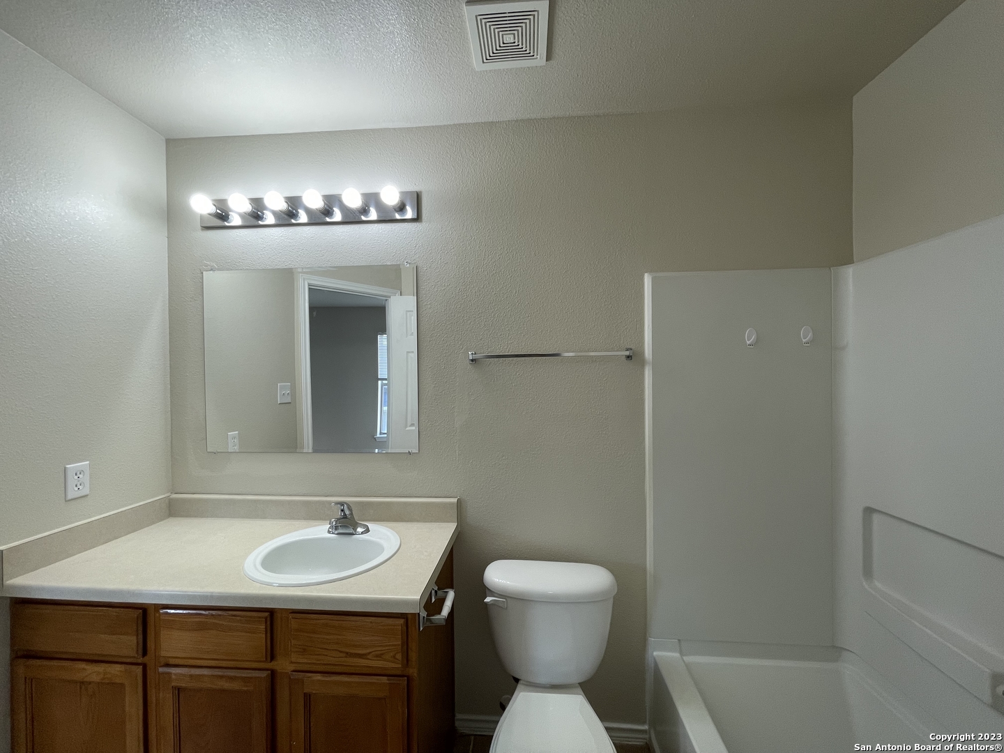 5630 Golf Mist San Antonio TX 78244