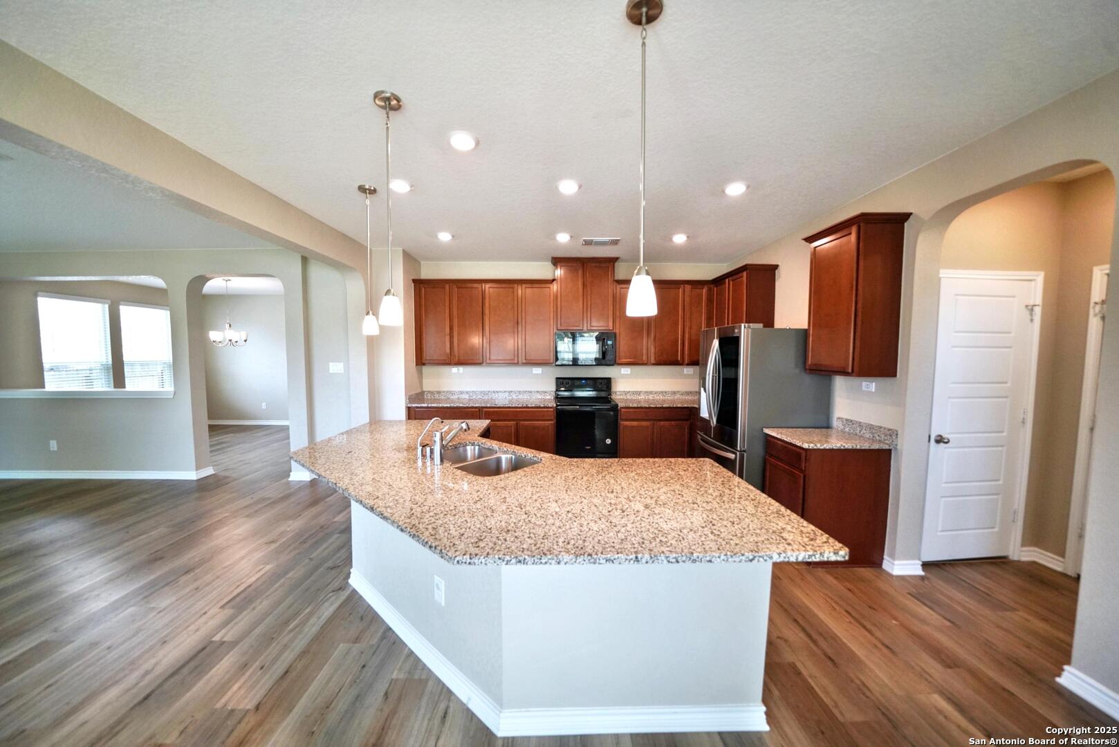 107 Kyle Cove Universal City TX 78148