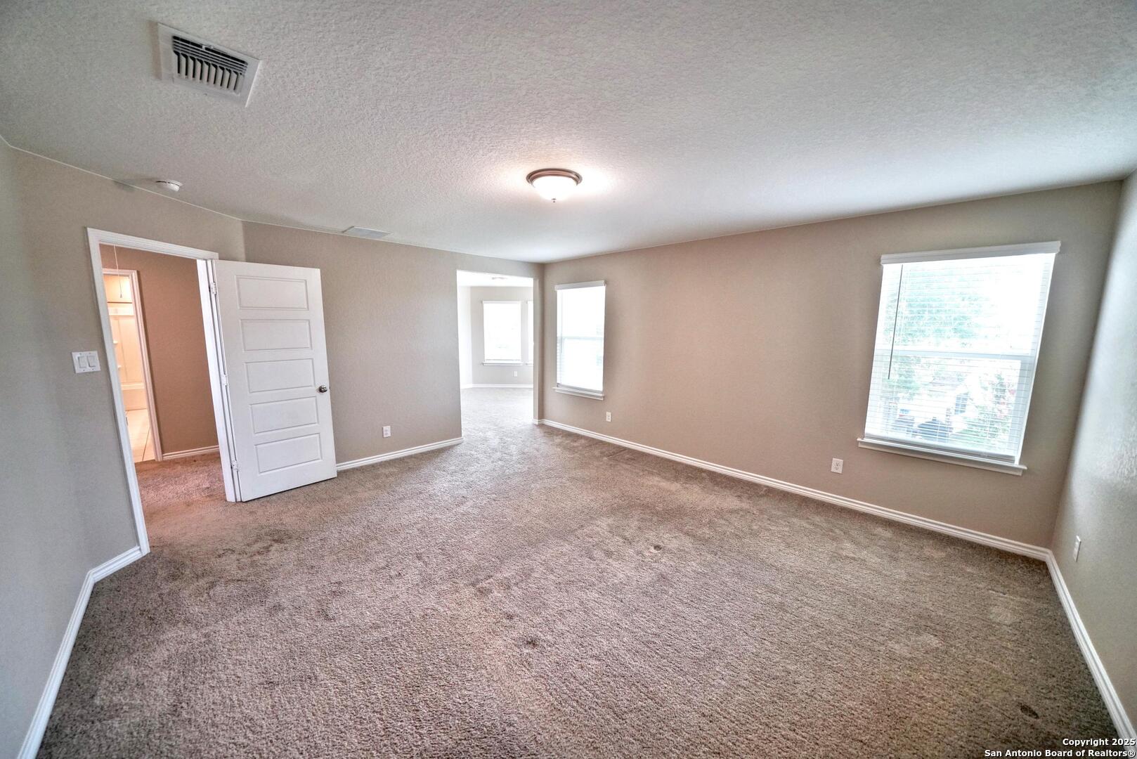107 Kyle Cove Universal City TX 78148
