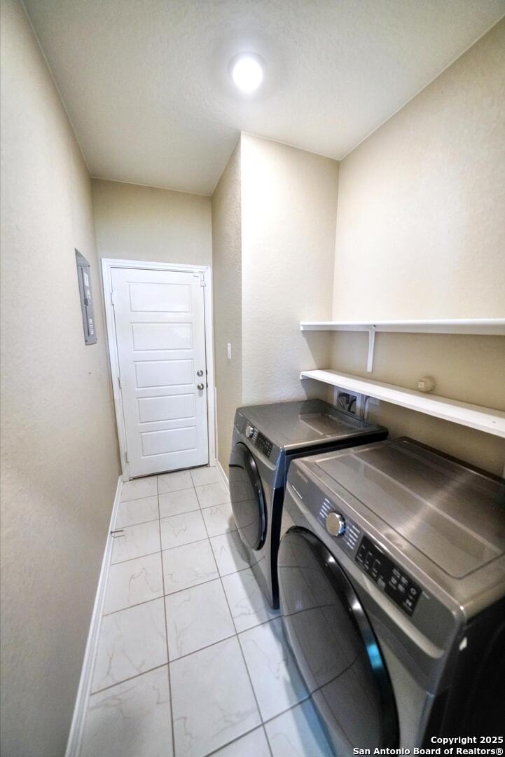 107 Kyle Cove Universal City TX 78148
