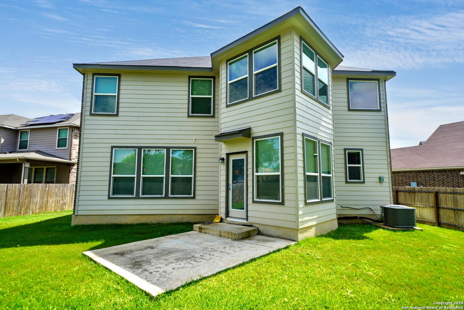 107 Kyle Cove Universal City TX 78148