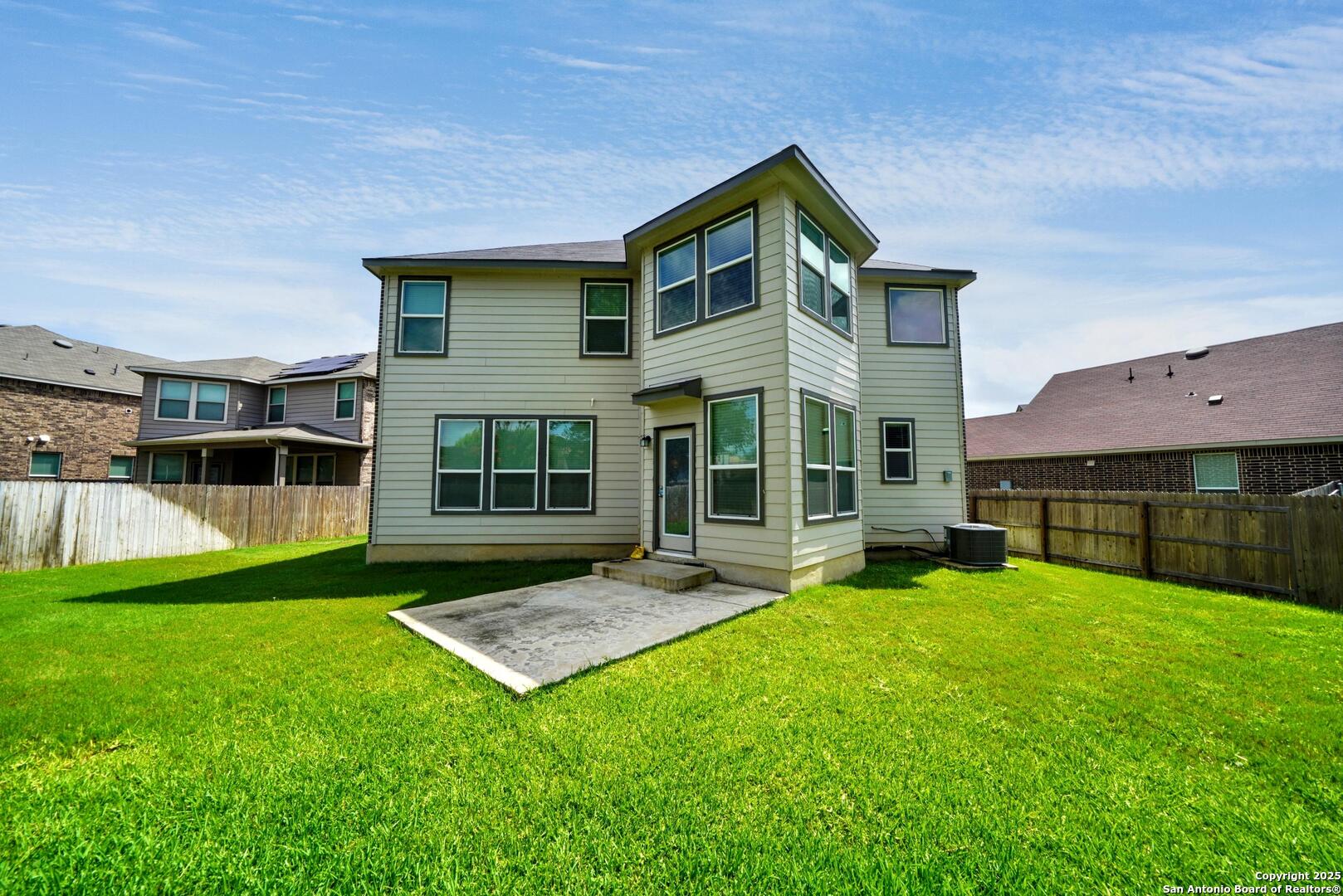 107 Kyle Cove Universal City TX 78148