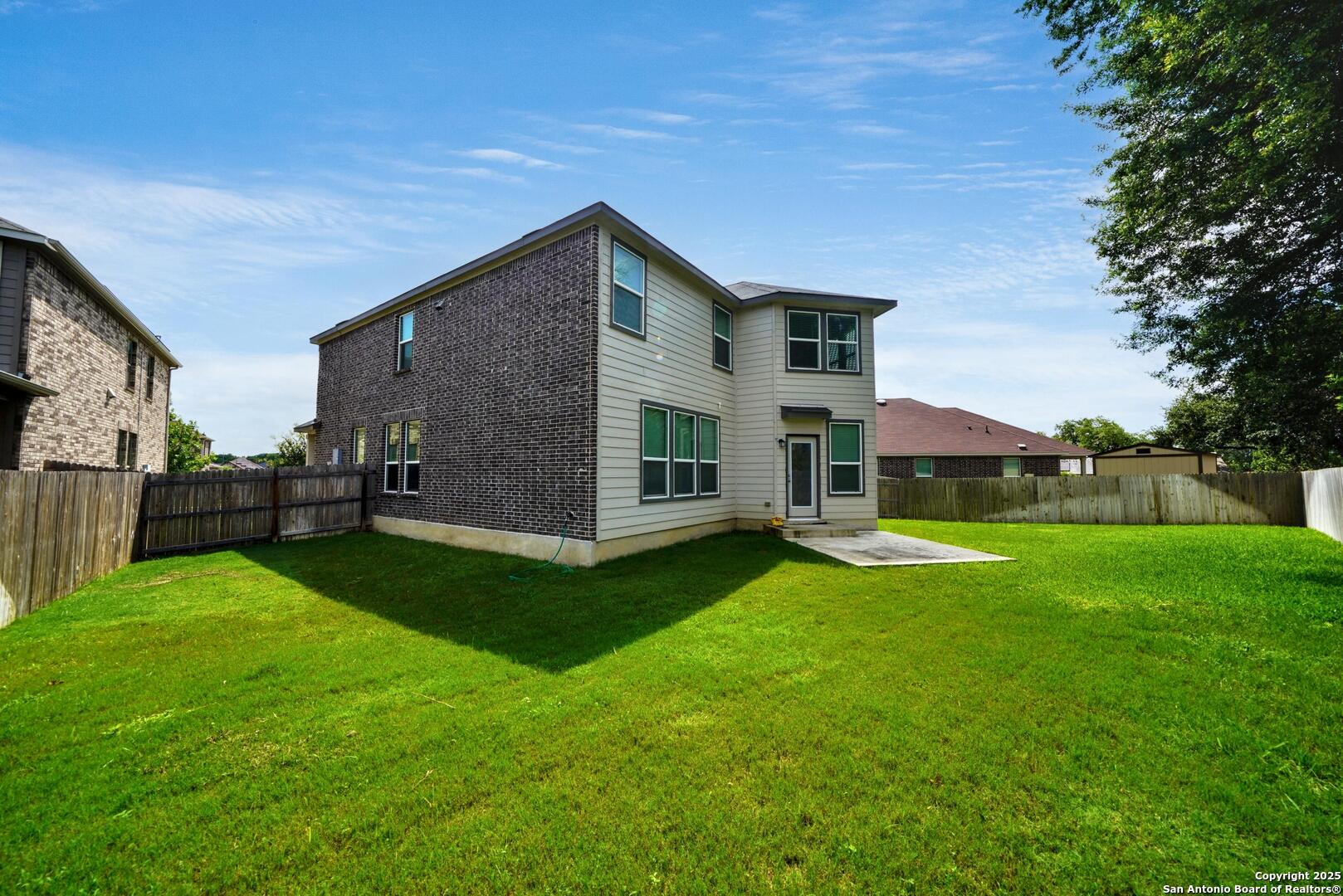 107 Kyle Cove Universal City TX 78148