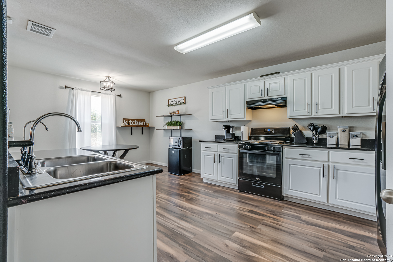 5619 Red Canyon San Antonio TX 78252