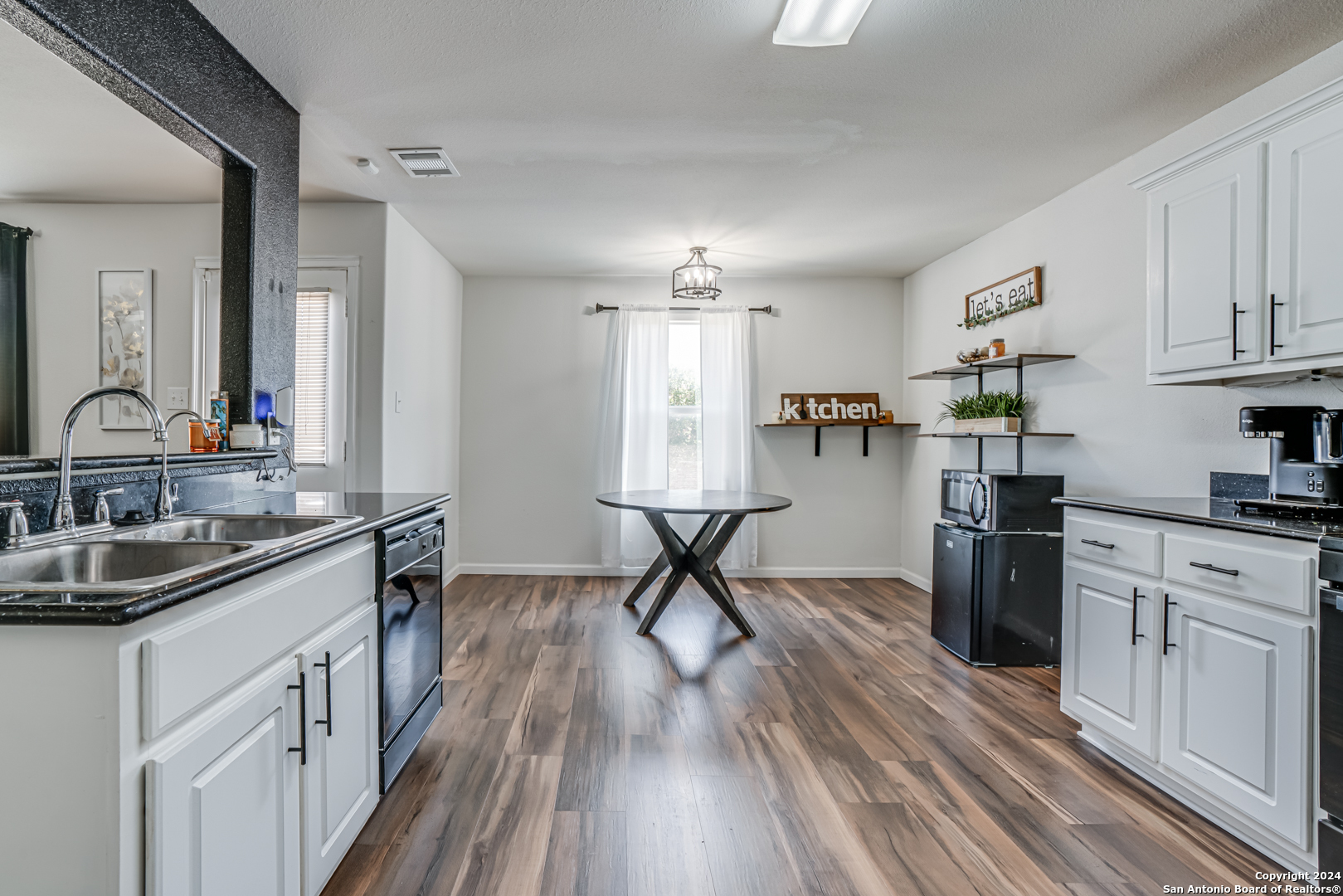 5619 Red Canyon San Antonio TX 78252