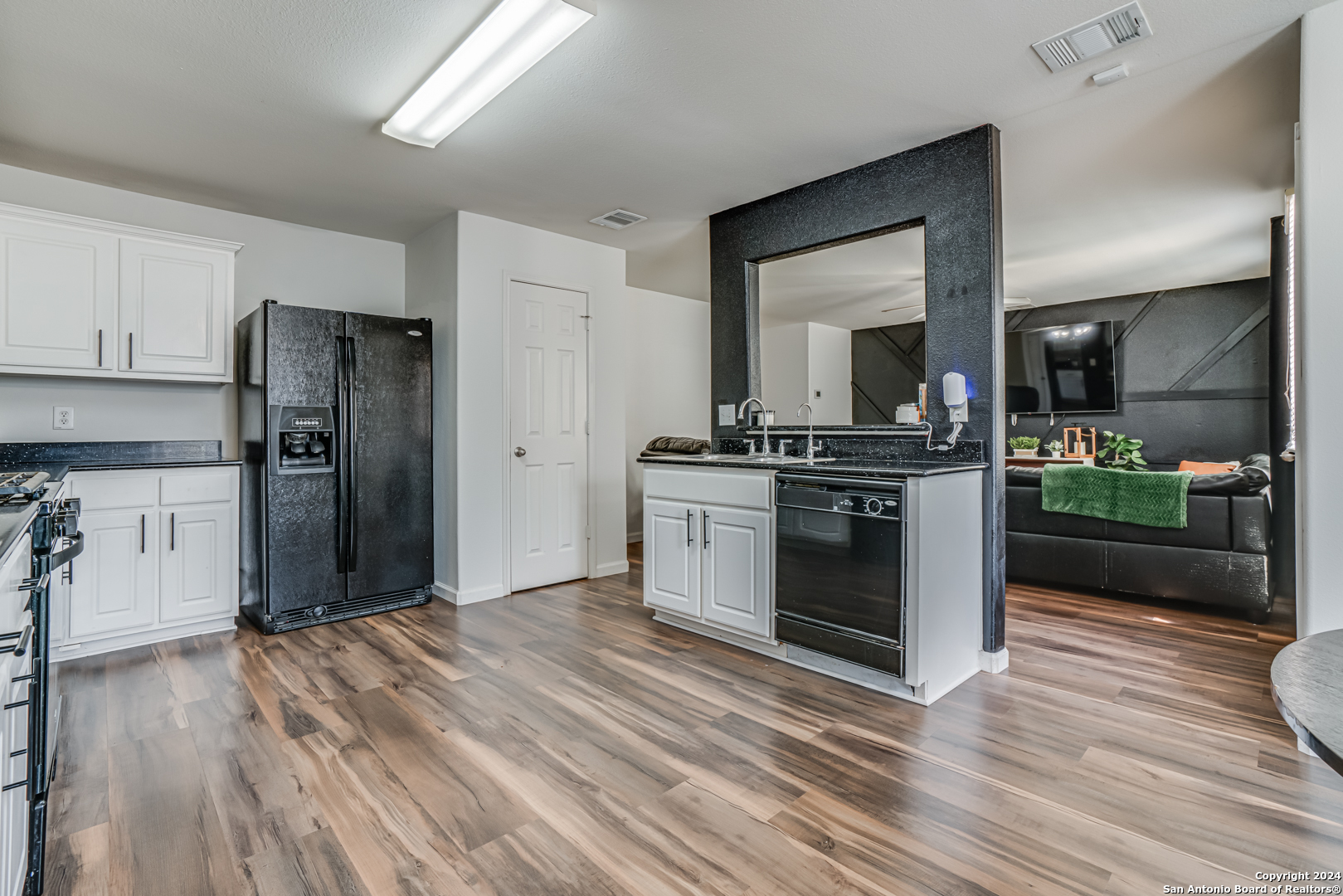 5619 Red Canyon San Antonio TX 78252