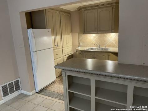 567 Gilbert Lane San Antonio TX 78213