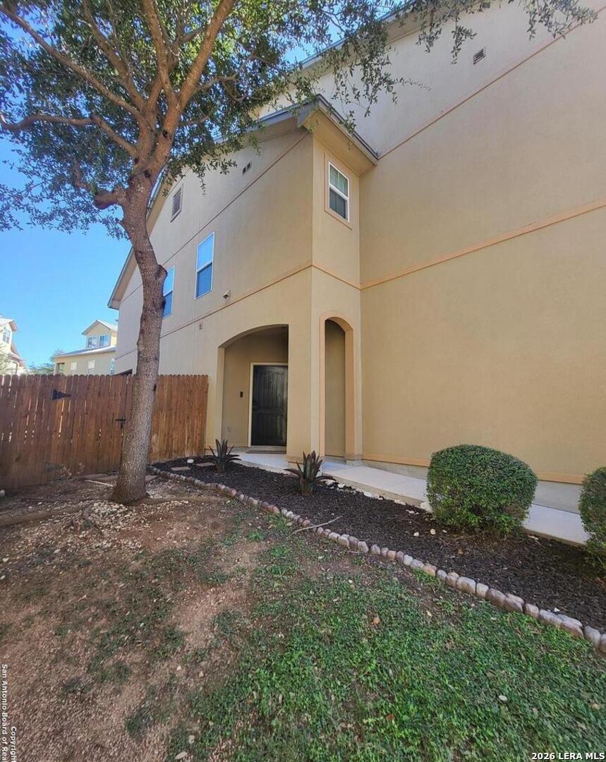23831 Stately Oaks San Antonio TX 78260
