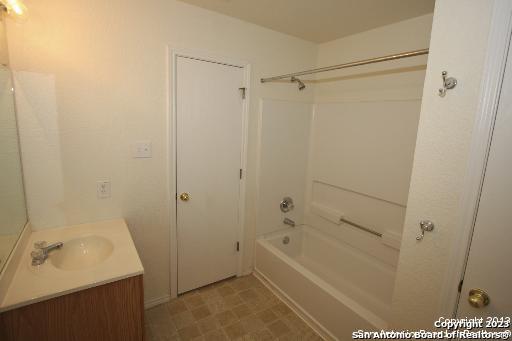10627 Shaenpath San Antonio TX 78254