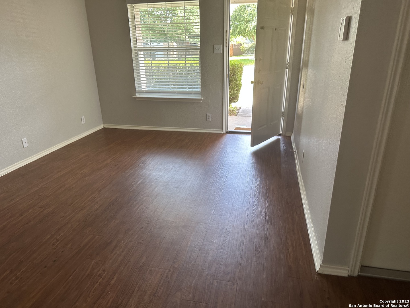 10627 Shaenpath San Antonio TX 78254