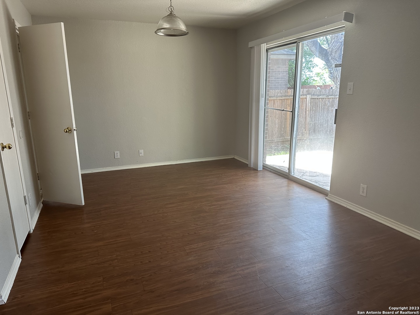10627 Shaenpath San Antonio TX 78254