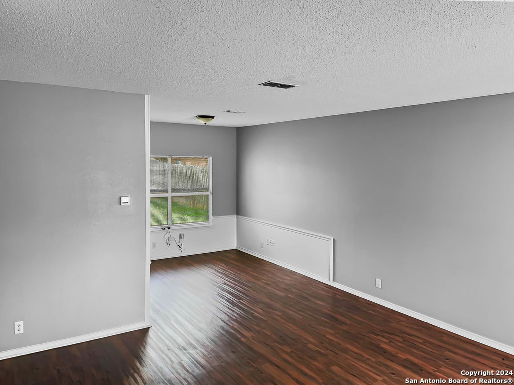9315 Bowen Drive San Antonio TX 78250