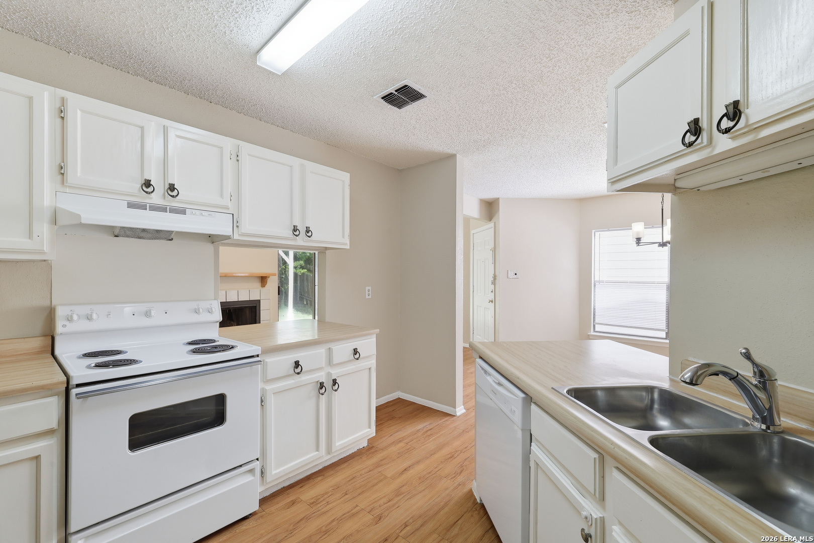 3932 Heritage Hill Drive San Antonio TX 78247