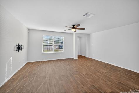 3111 Lamoka Lake San Antonio TX 78245