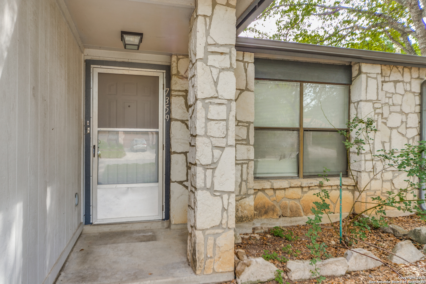 7359 Corian Park San Antonio TX 78249