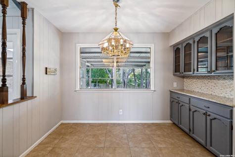 313 Sagecrest Drive Hollywood Pa TX 78232