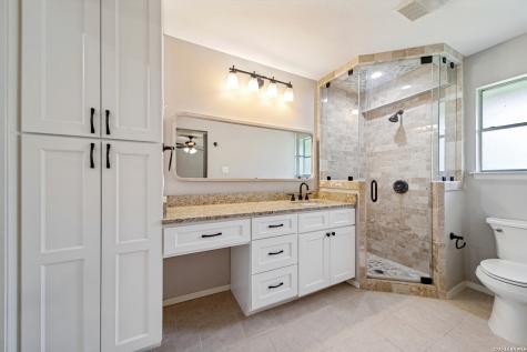 313 Sagecrest Drive Hollywood Pa TX 78232