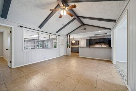 313 Sagecrest Drive Hollywood Pa TX 78232