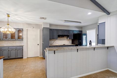 313 Sagecrest Drive Hollywood Pa TX 78232