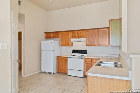 7379 Longing Trail San Antonio TX 78244