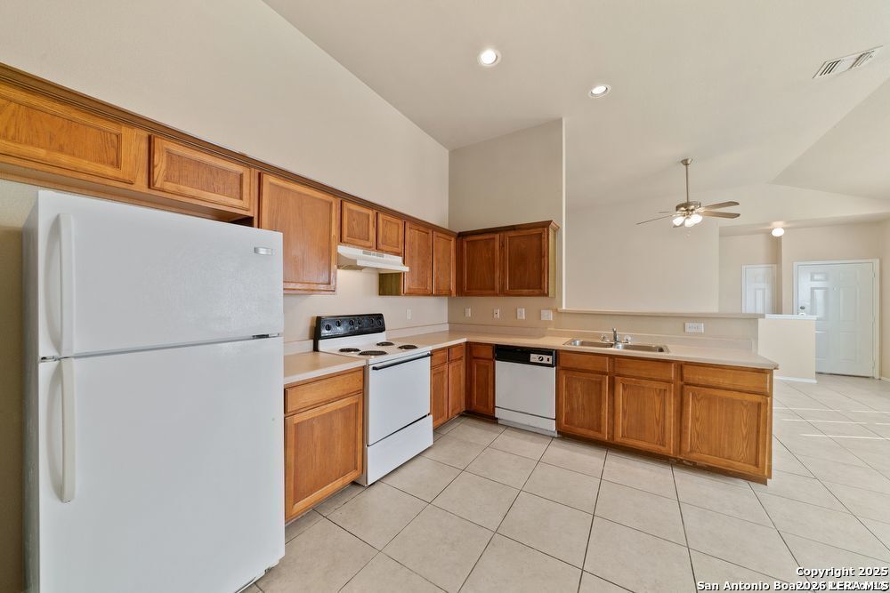 7379 Longing Trail San Antonio TX 78244