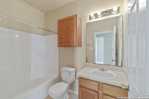 7379 Longing Trail San Antonio TX 78244