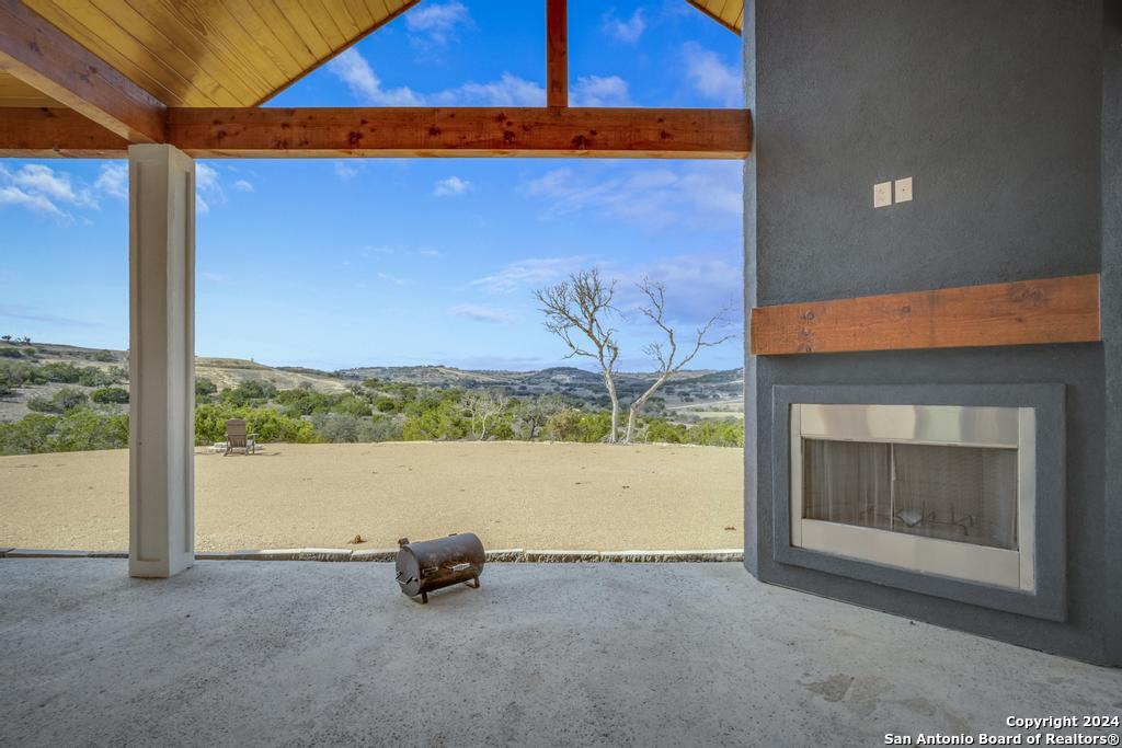 585 N Scenic Hills Blanco TX 78606
