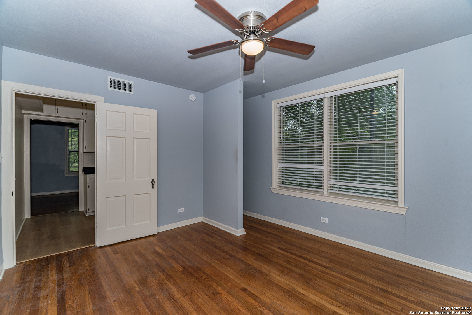 254 Cloverleaf Avenue Alamo Heights TX 78209