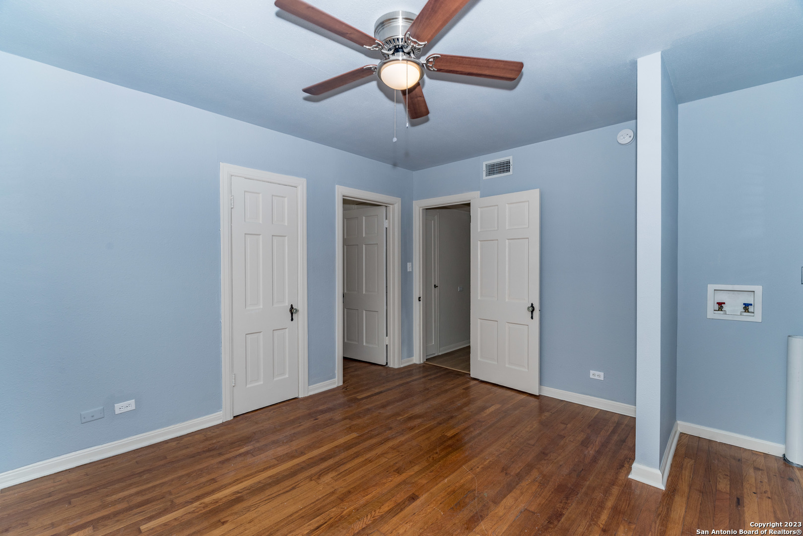 254 Cloverleaf Avenue Alamo Heights TX 78209