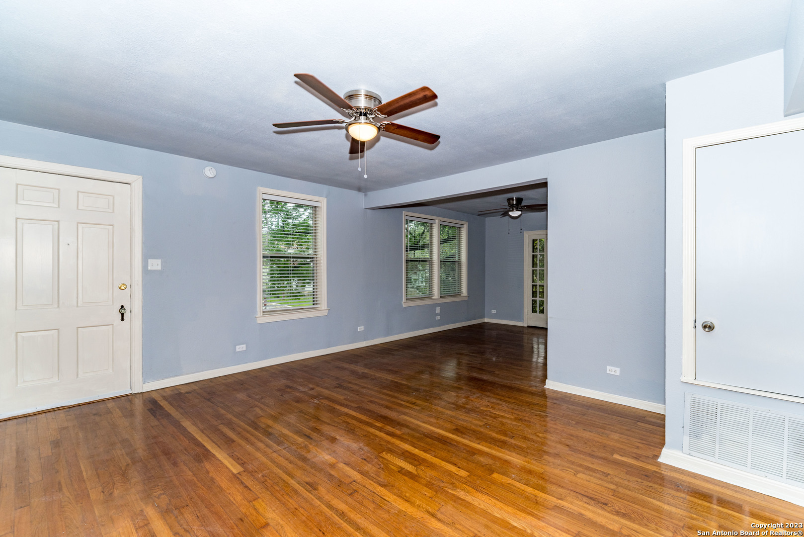 254 Cloverleaf Avenue Alamo Heights TX 78209