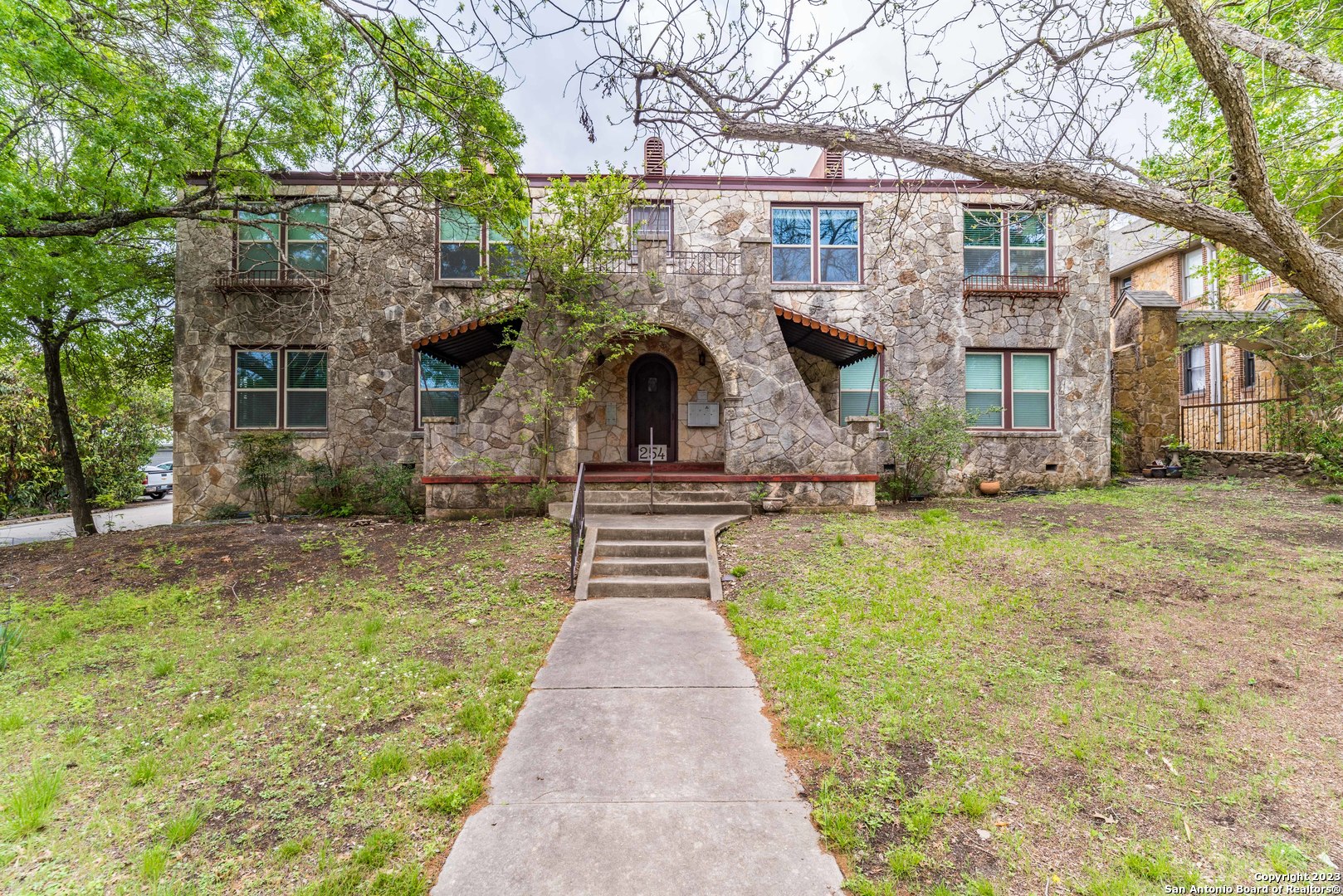 254 Cloverleaf Avenue Alamo Heights TX 78209