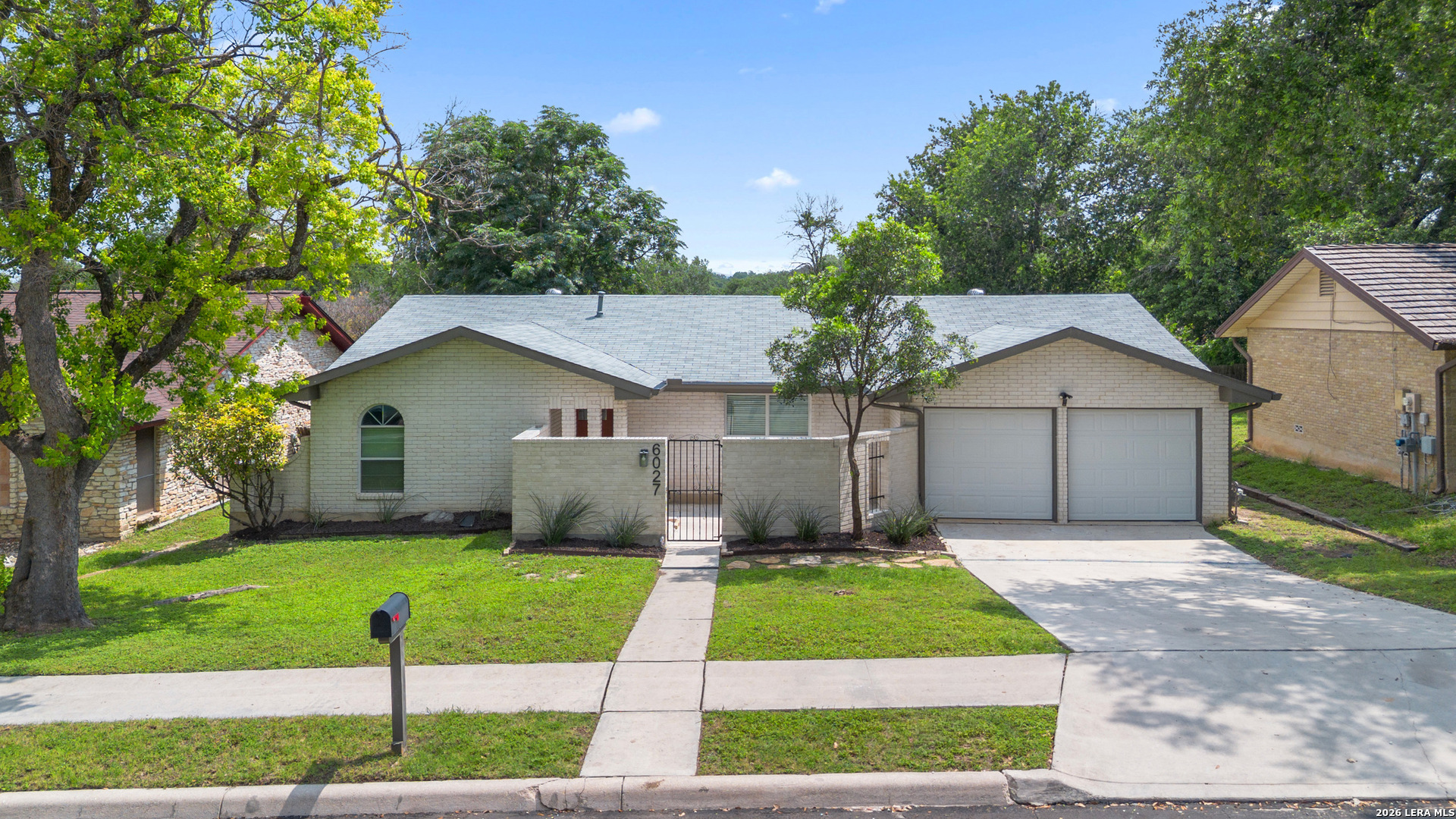 6027 Forest Shadow Street San Antonio TX 78240