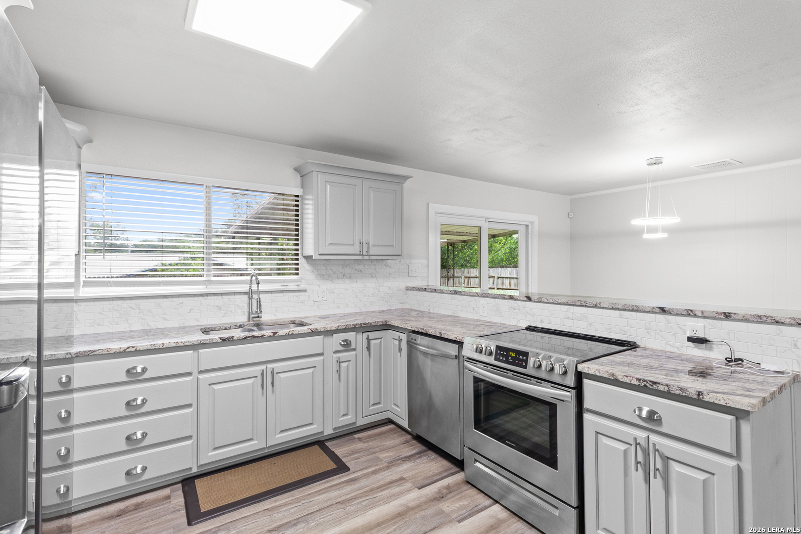 6027 Forest Shadow Street San Antonio TX 78240