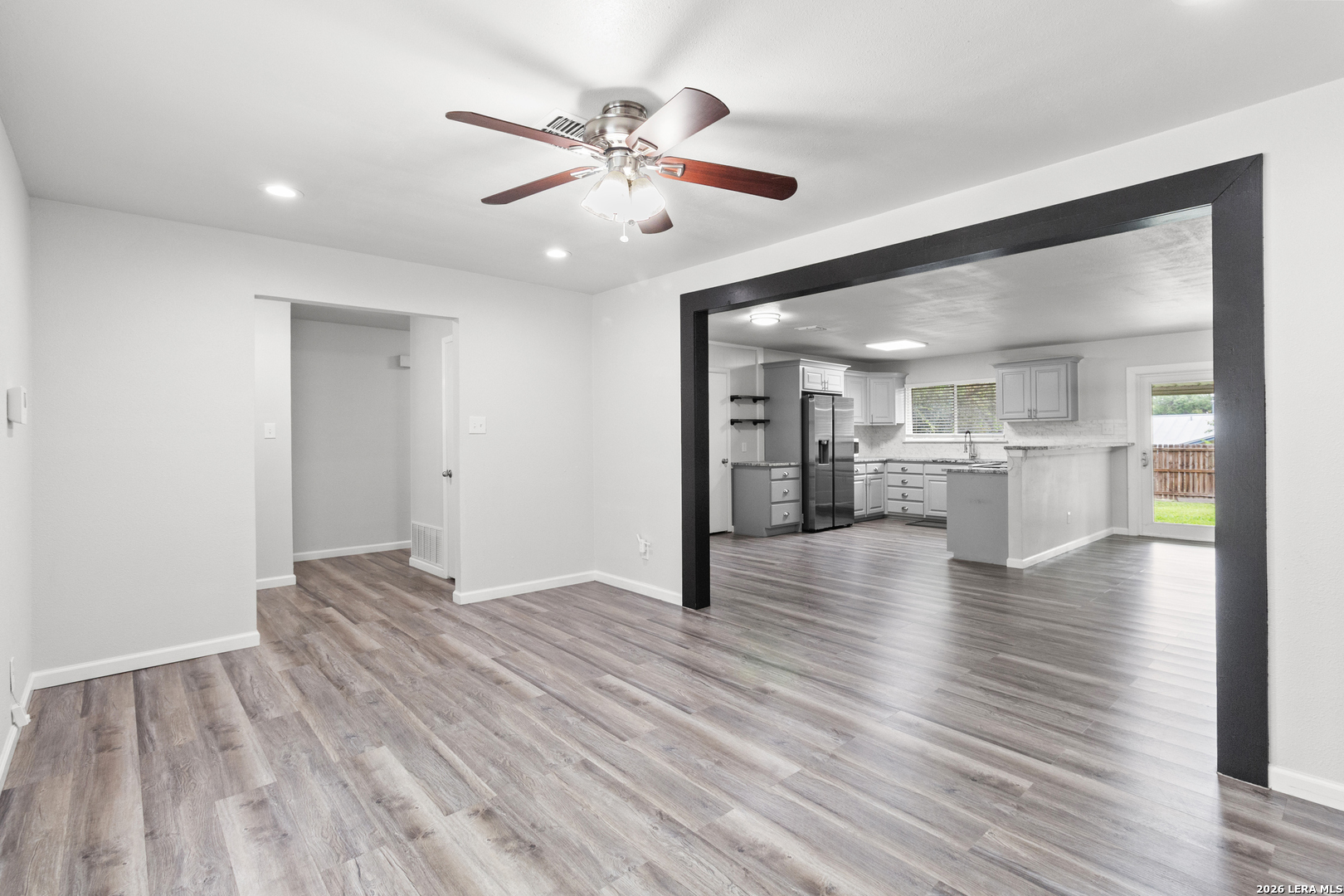 6027 Forest Shadow Street San Antonio TX 78240