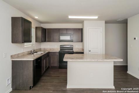 3811 Somers Crest San Antonio TX 78211