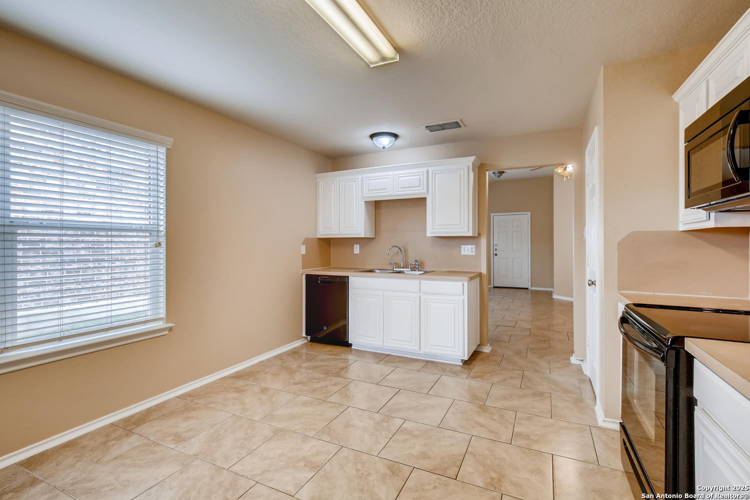 6427 Ithaca Falls San Antonio TX 78239