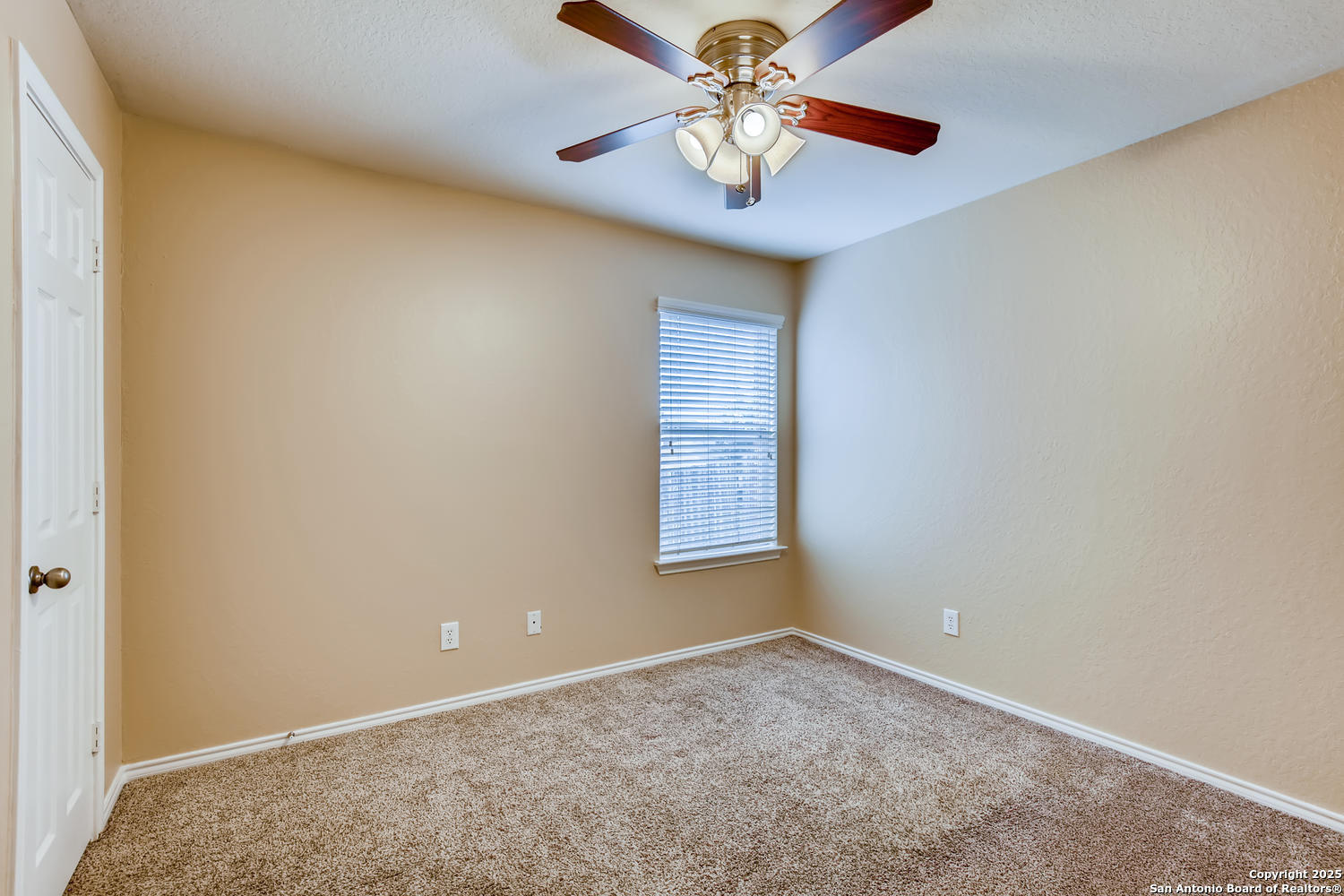 6427 Ithaca Falls San Antonio TX 78239