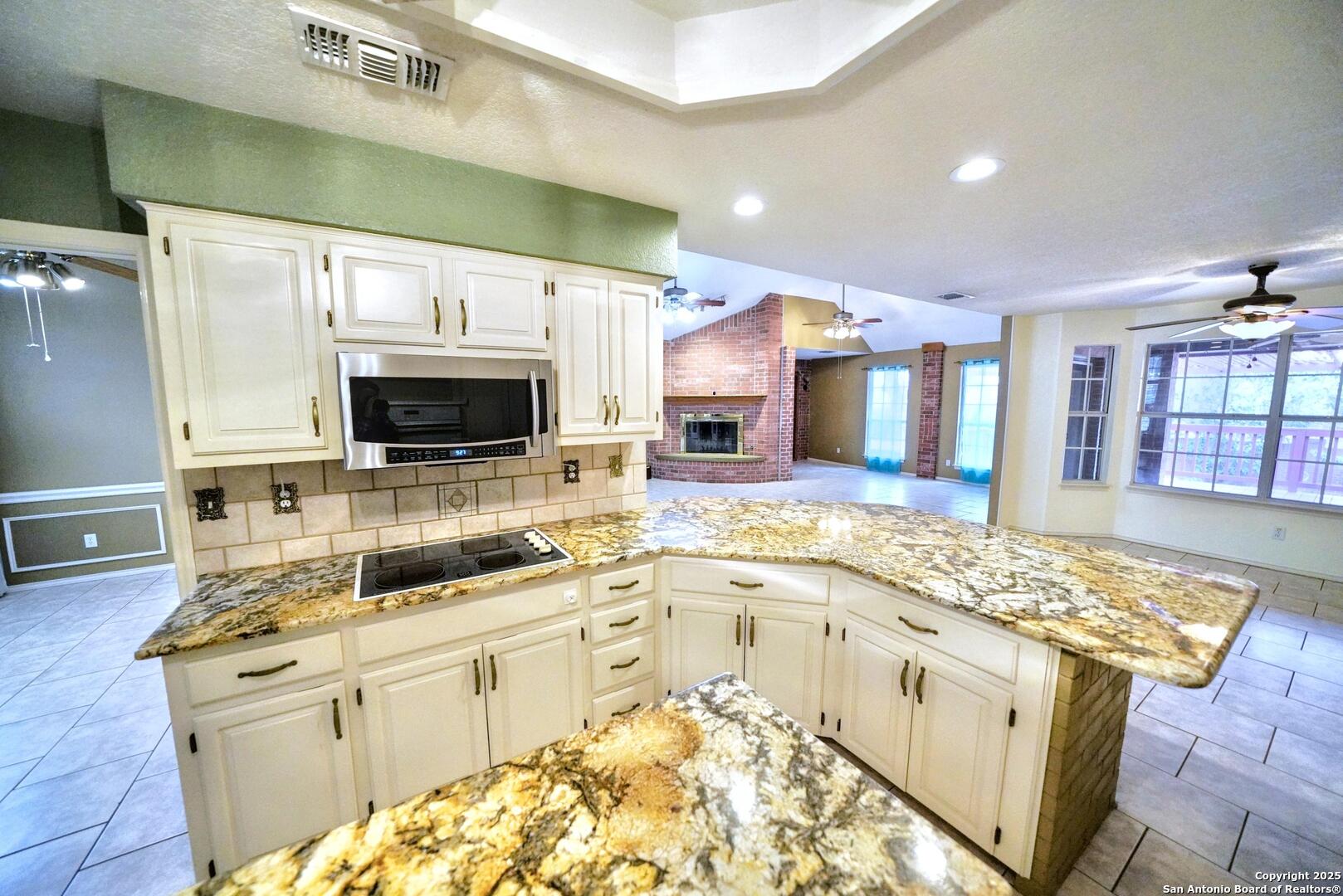 1508 Mount Laurel Schertz TX 78154