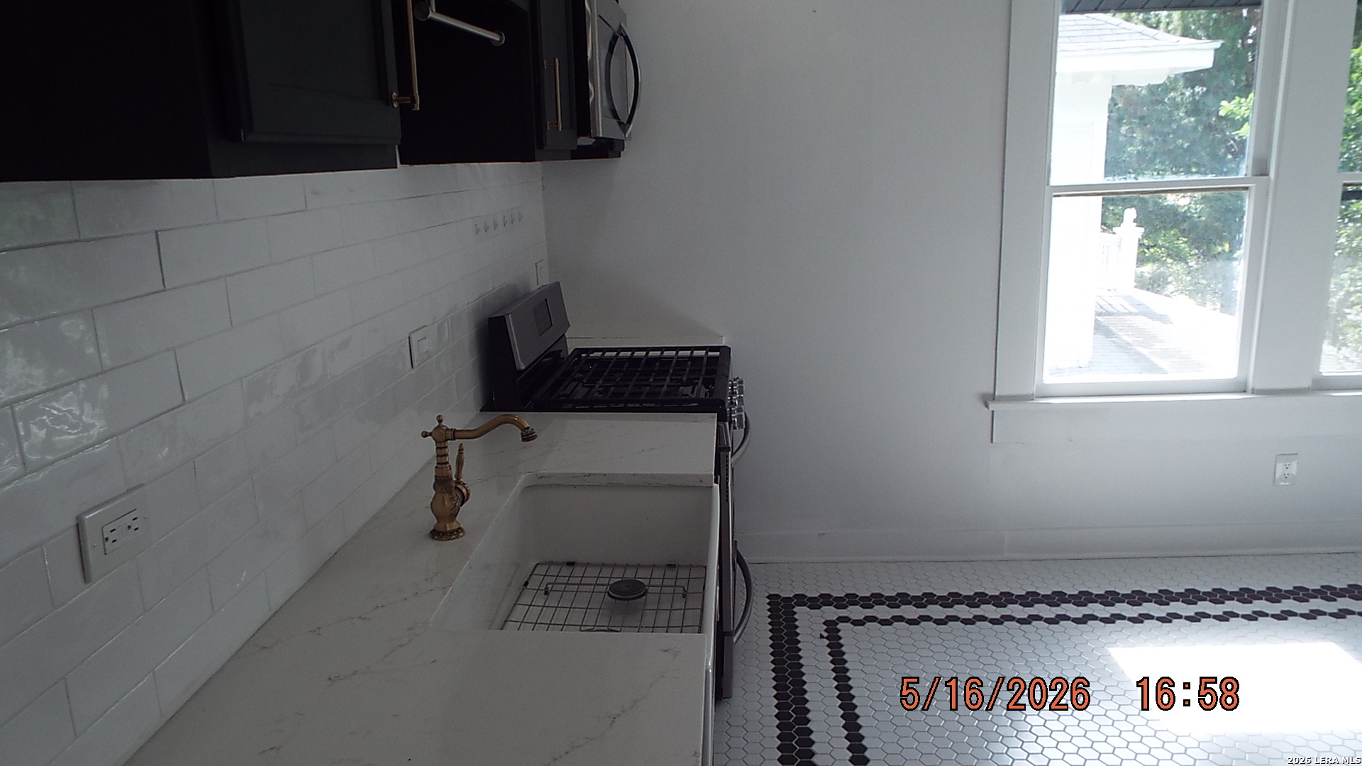 940 W Mulberry San Antonio TX 78201