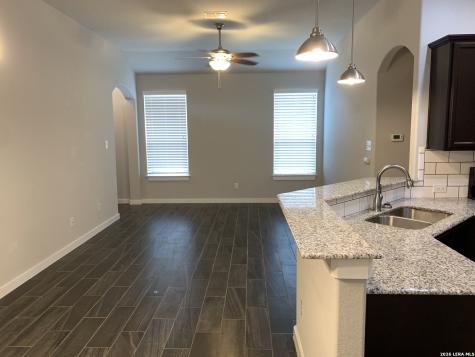 350 Creekside Curve New Braunfels TX 78130